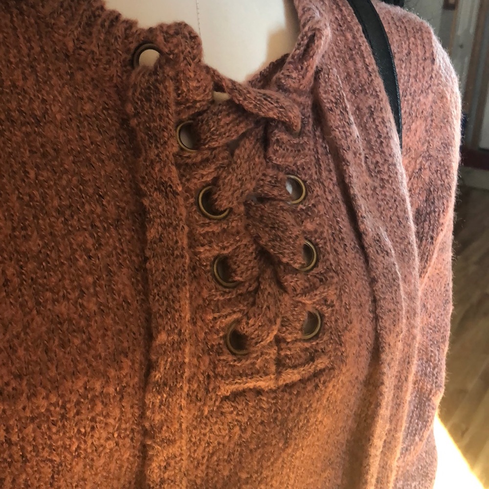 Sweater - Picture 2 of 5